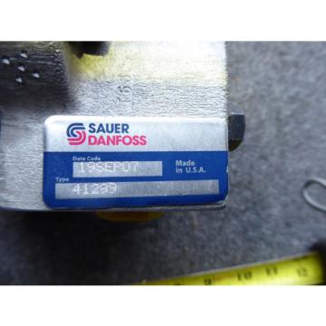 NEW SAUER DANFOSS HYDRAULIC GEAR PUMP 41299