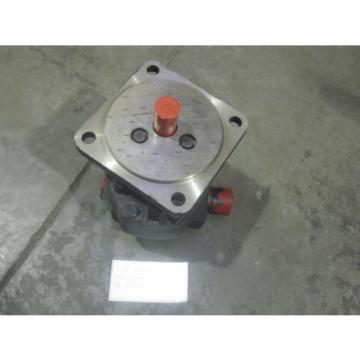 NEW MTE DELTA HYDRAULIC PUMP # 3352