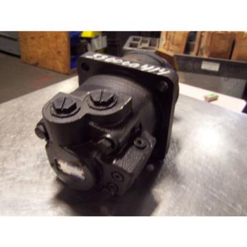 NEW CHAR-LYNN HYDRAULIC PUMP MOTOR 301533