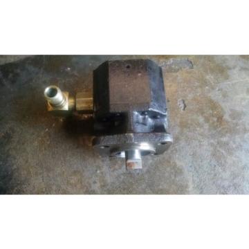 Big Joe JS J.S. Barnes Tang Drive Hydraulic Gear Pump 016929 100106