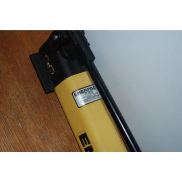 ENERPAC P-202 HYDRAULIC HAND PUMP 10,000PSI 2 SPEED SINGLE ACTING 1/4&#034; NPT NICE