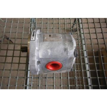 REXROTH   IPF2G2-40B/016 RRISMR HYDRAULIC PUMP  USED