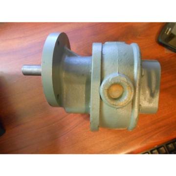 Brown and Sharpe No. 3 pump  ROTARY GEAR  PUMP