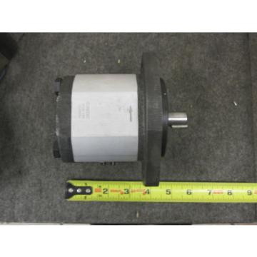 NEW CORETEC HYDRAULIC PUMP # PG1E-109-S-1-S-B-R-1090