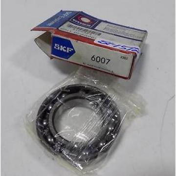 SKF RADIAL BALL BEARING 6007 NIB