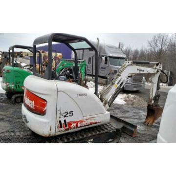 2011 BOBCAT 325 G MINI  EXCAVATOR 28 HP Kubota dozer backhoe 263 hrs