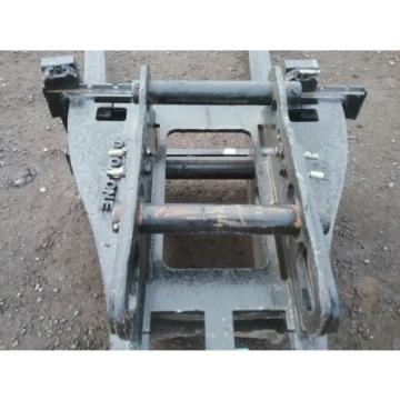 EXCAVATOR  DIGGER FORKS JCB CASE KOMATSU VOLVO