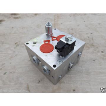 12v Parker Electronic Hydraulic Valve Block P/N 8F4437J