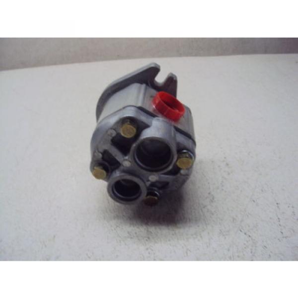 PRINCE 07-12 HYDRAULIC GEAR PUMP 473990  NEW #2 image