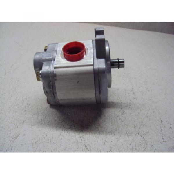 PRINCE 07-12 HYDRAULIC GEAR PUMP 473990  NEW #3 image