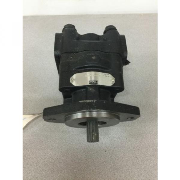 NEW PARKER HYDRAULIC PUMP 324-9110-376 #1 image