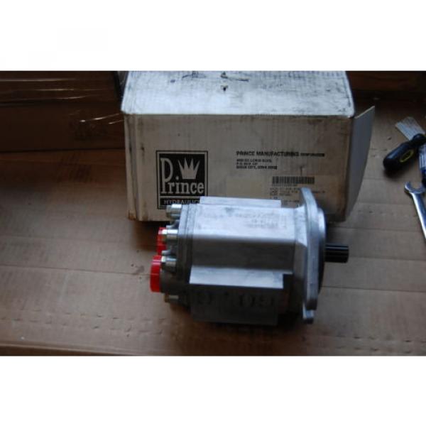 PRINCE  HYDRAULIC GEAR  PUMP SP25A52D9H-1R  2500 PSI  NEW #1 image