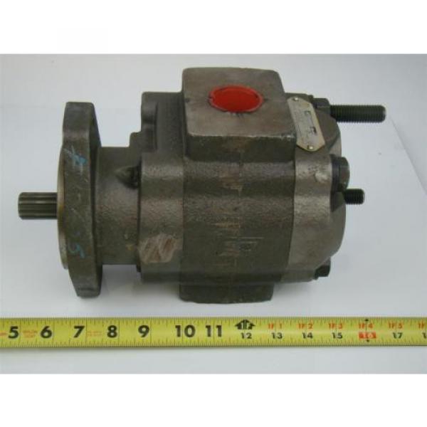 PARKER HYDRAULIC PUMP MODEL P51A597BYSP25-25 #1 image