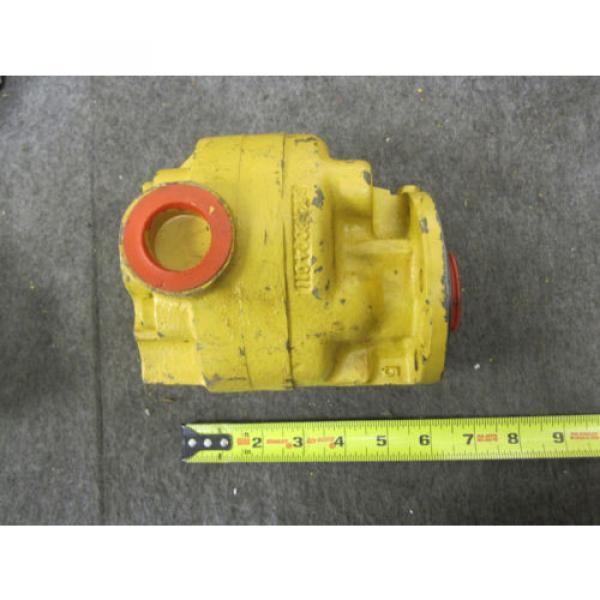 NEW HAMWORTHY HYDRAULIC PUMP # R2W1608YB8C5A  675987/93 #2 image