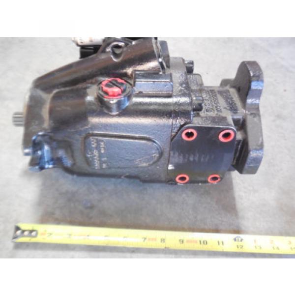 NEW EATON VICKERS PISTON PUMP # 421AK01172B #2 image