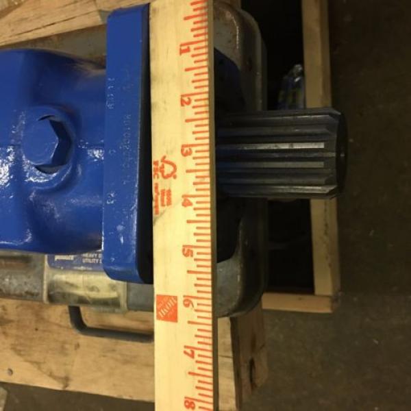 LARGE  HYDRAULIC PUMP MOTOR MD10020F0 1A #3 image