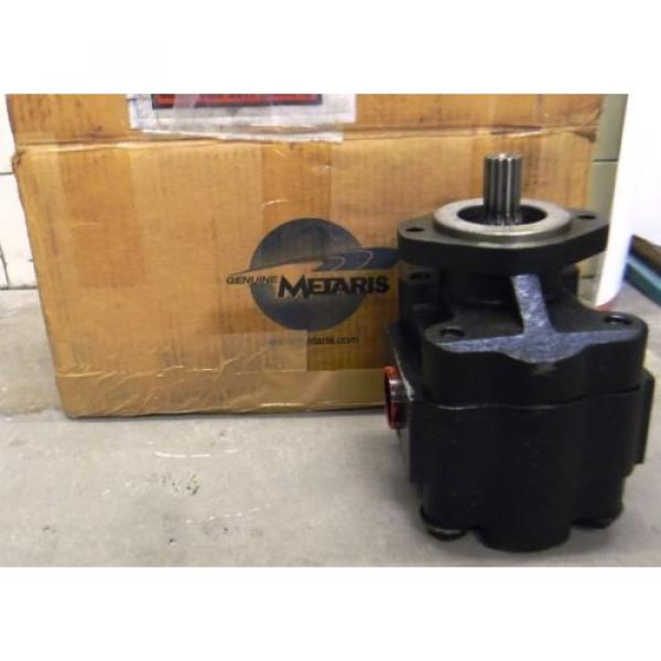 METARIS, HYDRAULIC PUMP/MOTOR, MHWM31A894BEAF1525, FG1106000092, 2.95 C/IN #1 image