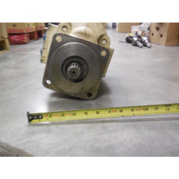 NEW HYDRECO DOUBLE PUMP # 2433A1C2L, 1916A6D1L #4 image