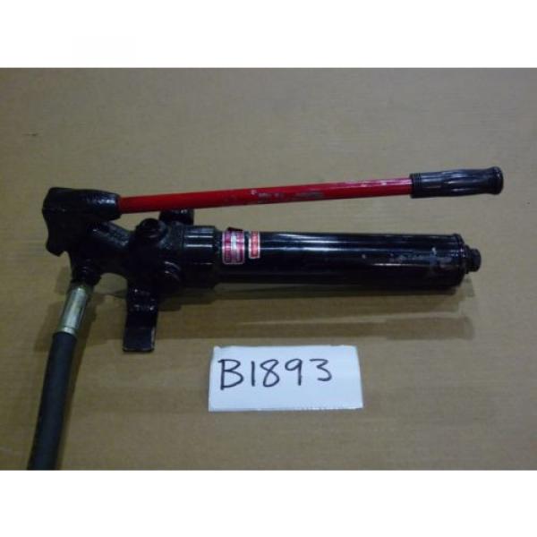 Izumi HP-180 10,000 PSI Hand Pump #1 image