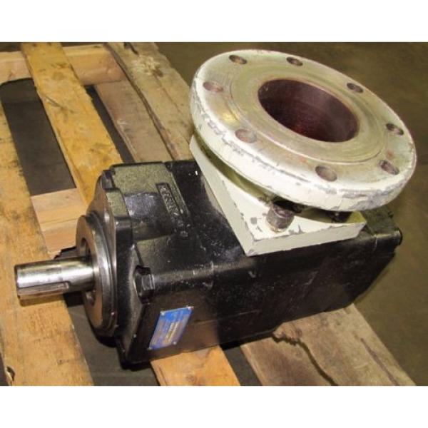 DENISON T6ED0660451R01B500 1 1/2&#034; SHAFT 4&#034; APPROX I.D 4 BOLT PORT HYDRAULIC PUMP #1 image