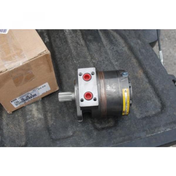 PARKER 116A-106-AM-0 HYDRAULIC MOTOR SPLINED, STRAIGHT INTERNAL #4 image