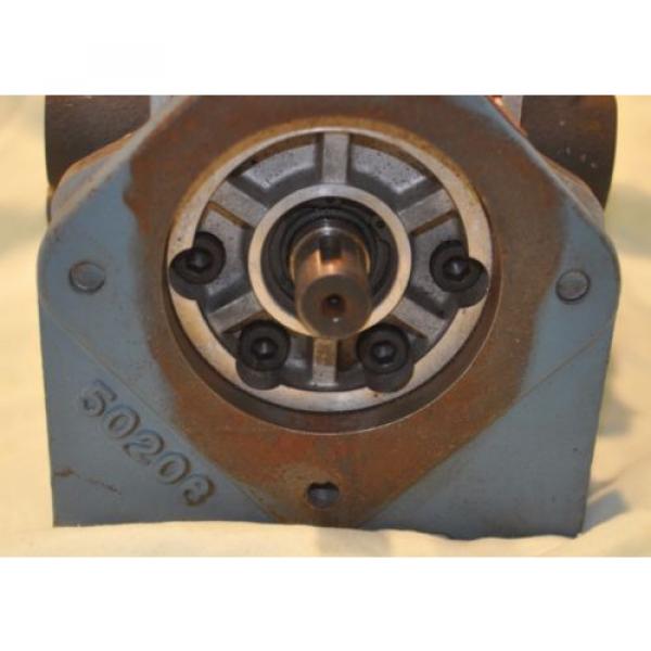 Hydraulic gear pump 1 1/2&#034; IPS &amp; 1 1/4&#034; IPS outlets 7/8&#034; shaft w/ key way #2 image