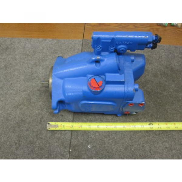 NEW EATON VICKERS PISTON PUMP # 421AK01337B #1 image