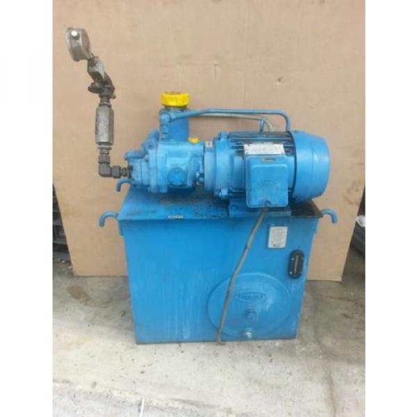 TOYOOKI KOGYO GG5D6520.Y.NC-0971 HYDRAYLIC PUMP W/ MOTOR TOSHIBA 3 PHASE #1 image