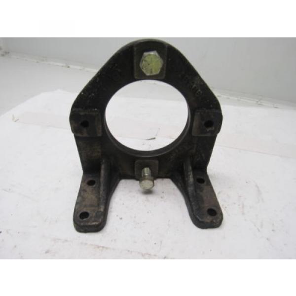 Vickers 199491 Vane Type Single Pump Foot Mount Bracket #1 image