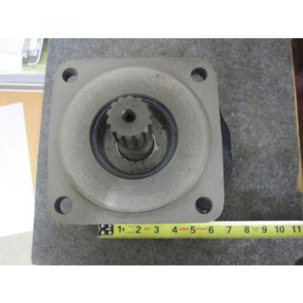 NEW PARKER COMMERCIAL HYDRAULIC PUMP # 313-9710-317 #3 image