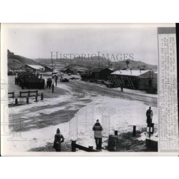 1944 Press Photo Presidential car bearing President Roosevelt drove though Adak #1 image