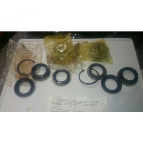 NOS AUSTIN MONTEGO CAR WHEEL BEARING KIT UNIPART GHK 1168 #1 image