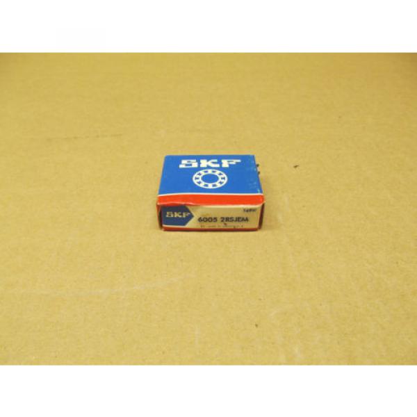 1 NIB SKF 6005 2RSJEM RADIAL/DEEP GROOVE BALL BEARING 25MM ID 47MM OD 12MM WIDTH #1 image