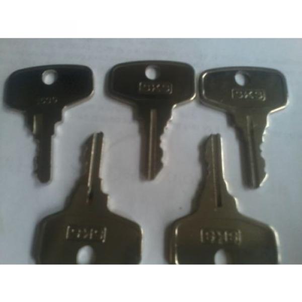 5X kubota keys, excavator kubota, excavator parts, farm machinery fast dispatch #2 image