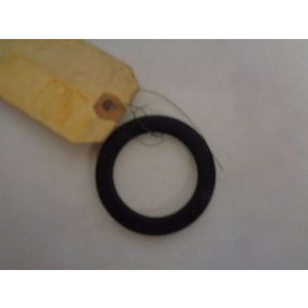 NEW CHICAGO RAWHIDE OIL SEAL 18562 #1 image