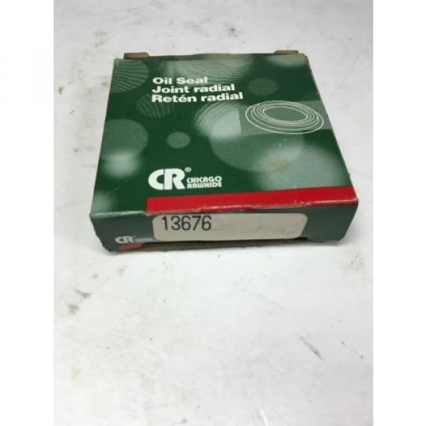 New!! CR 13676 Oil Seal Lot Of 5 *Fast Shipping* #2 image