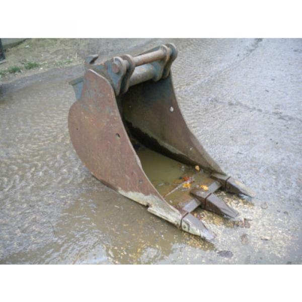 24&#034; digging bucket to 8-13 ton excavator- quick hitch type 60mm top pin.£300+VAT #1 image