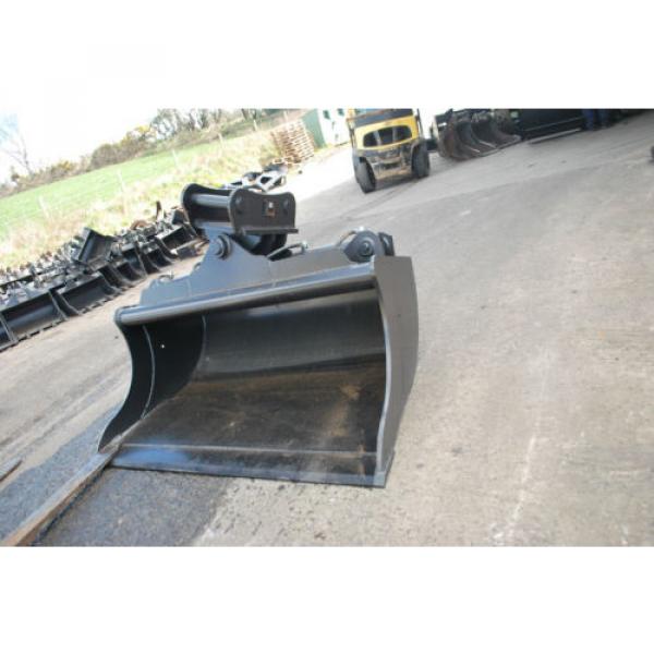 Heavy Duty Hydraulic Tilt Bucket (2 cyl) for 10 - 14 Tonne Excavator Digger #1 image