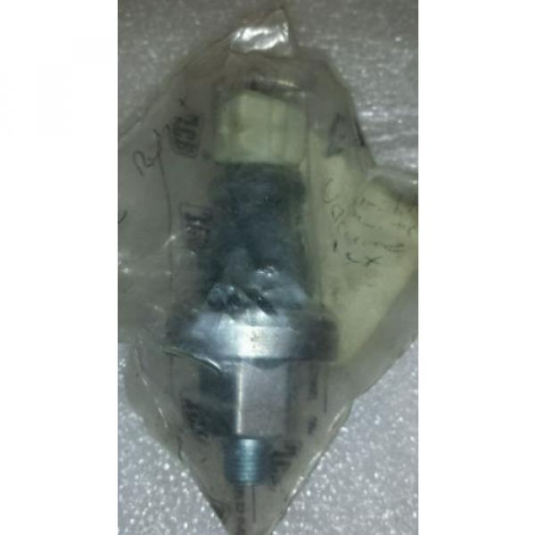 Jcb parts 1cx air filter switch 701/37200 #2 image
