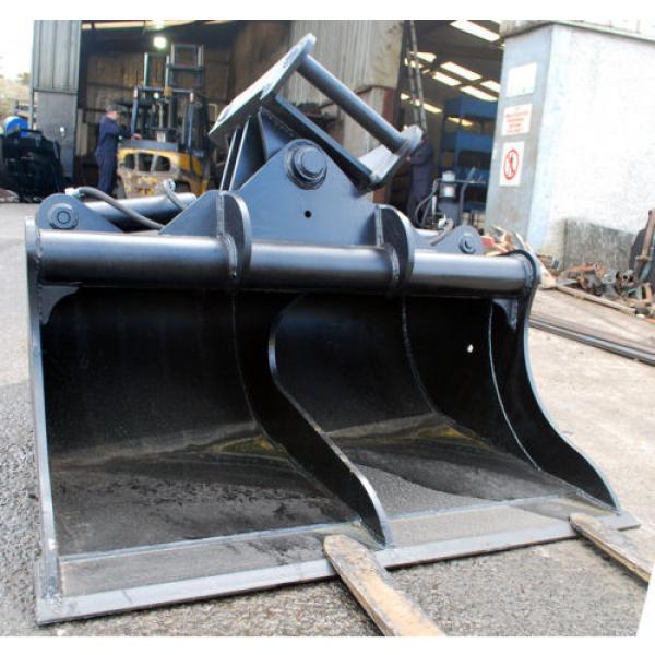 Heavy Duty Hydraulic Tilt Bucket (2 cyl) for 20 - 22 Tonne Excavator Digger #1 image