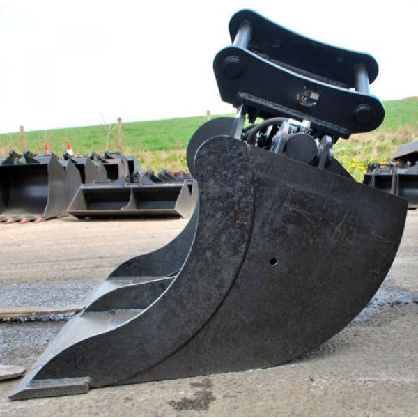 Heavy Duty Hydraulic Tilt Bucket (2 cyl) for 20 - 22 Tonne Excavator Digger #2 image