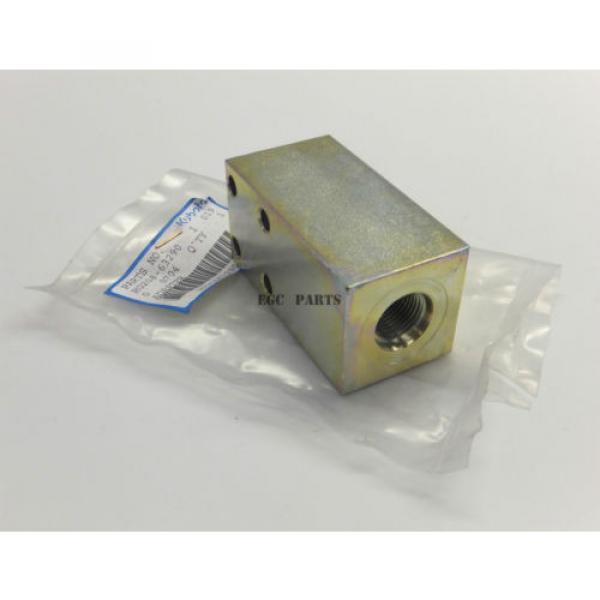 Kubota &#034;KX Series&#034; Excavator Hydraulic Gear Pump Flange - RG20863290 #2 image