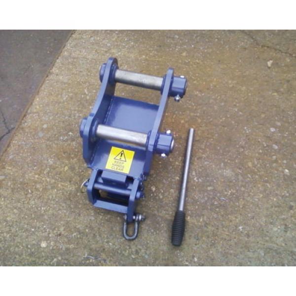 TAKEUCHI TB125 QUICK HITCH #1 image